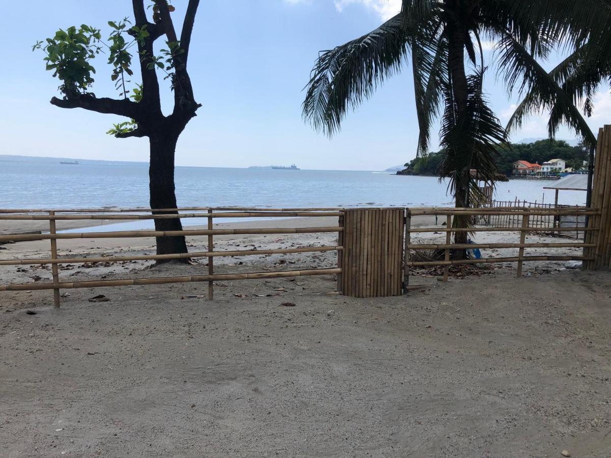 Out Back Hotel Olongapo Bagian luar foto